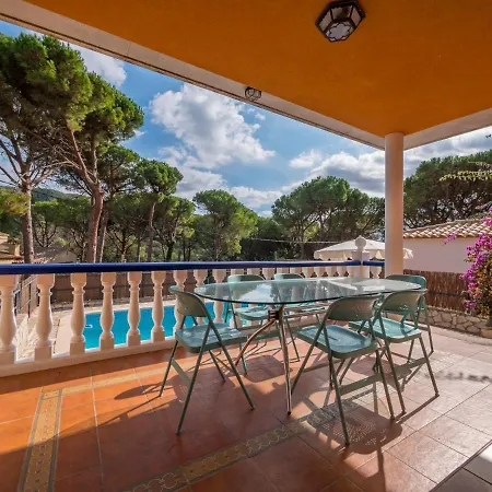 Club Villamar - Filipinas Calonge (Catalonia)